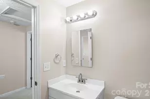 1231 Scaleybark Rd, Charlotte, NC 28209 - Photo 15