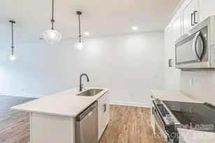 62 Walnut Springs Dr, Asheville, NC 28804 - Photo 5