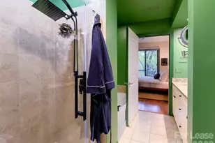 701 Royal Ct, Charlotte, NC 28202 - Photo 25