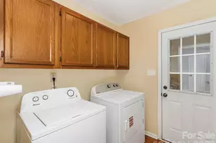 14437 Raynham Dr, Charlotte, NC 28262 - Photo 13