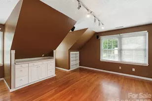 14437 Raynham Dr, Charlotte, NC 28262 - Photo 31