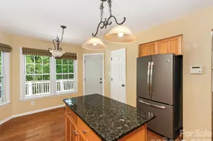 14437 Raynham Dr, Charlotte, NC 28262 - Photo 11