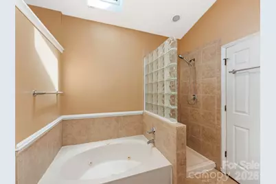 14437 Raynham Drive, Charlotte, NC 28262 - Photo 25