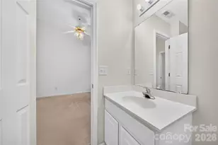 4627 Victory Ln, Charlotte, NC 28269 - Photo 13