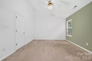 4627 Victory Ln, Charlotte, NC 28269 - Photo 9