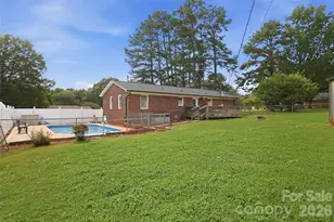 115 Arc St, Bessemer City, NC 28016 - Photo 5