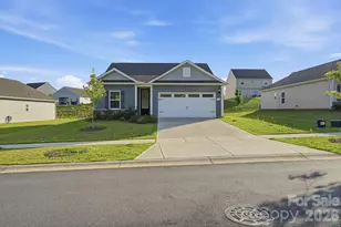 116 S Sina St, Troutman, NC 28166 - Photo 1