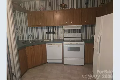 4632 Belvedere Drive, Claremont, NC 28610 - Photo 3