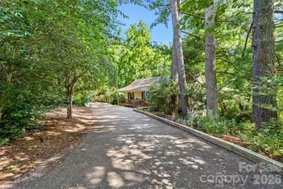 11 W Raleigh Road, Asheville, NC 28803 - Photo 23