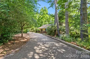 11 W Raleigh Rd, Asheville, NC 28803 - Photo 23
