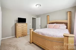 11608 Galashiels Dr, Huntersville, NC 28078 - Photo 13