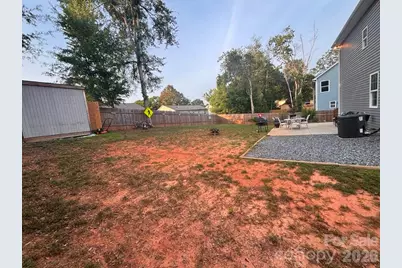 606 E Carpenter Street, Dallas, NC 28034 - Photo 11