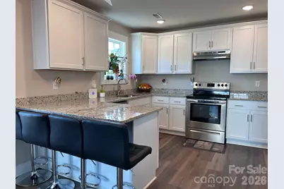 606 E Carpenter Street, Dallas, NC 28034 - Photo 7