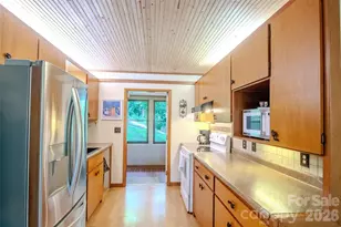 49 Jake Dr, Canton, NC 28716 - Photo 13