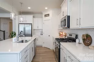 1452 Ardmore Dr, Sherrills Ford, NC 28673 - Photo 15