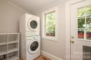 700 E 35th St, Charlotte, NC 28205 - Photo 19