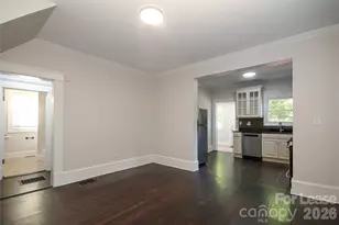 700 E 35th St, Charlotte, NC 28205 - Photo 11