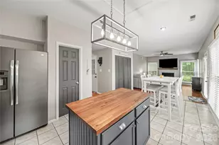 9924 Raddington Ln, Charlotte, NC 28269 - Photo 15