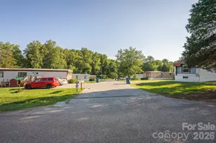 3000 Parker Ct, Lenoir, NC 28645 - Photo 1