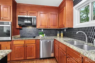 3834 Moultrie St, Charlotte, NC 28209 - Photo 11