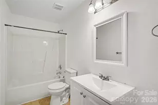 2823 Forest Grove Ct, Charlotte, NC 28269 - Photo 13