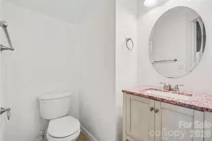 2823 Forest Grove Ct, Charlotte, NC 28269 - Photo 5