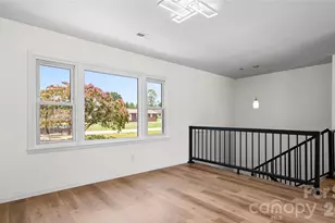 2330 40th Ave Ct NE, Hickory, NC 28601 - Photo 5