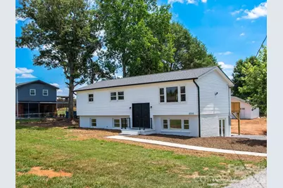 2330 40th Avenue Court NE, Hickory, NC 28601 - Photo 1