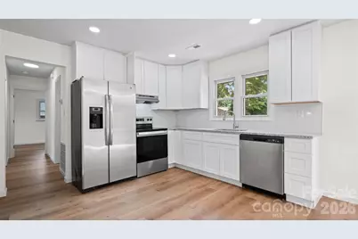 2330 40th Avenue Court NE, Hickory, NC 28601 - Photo 11