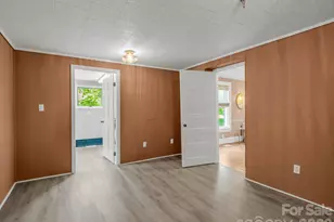 363 Etowah School Rd, Hendersonville, NC 28739 - Photo 23