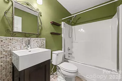 8410 Gidleigh Court, Charlotte, NC 28216 - Photo 31