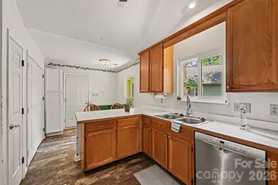8410 Gidleigh Court, Charlotte, NC 28216 - Photo 19