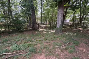 8410 Gidleigh Ct, Charlotte, NC 28216 - Photo 33
