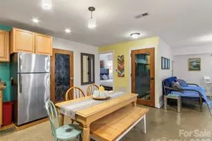127 Riverview Dr, Asheville, NC 28806 - Photo 33