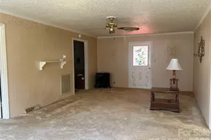 402 E 24th St, Kannapolis, NC 28083 - Photo 7