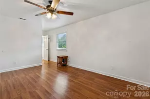 1131 Mt Kisco Dr, Charlotte, NC 28213 - Photo 15