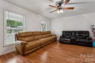 1131 Mt Kisco Dr, Charlotte, NC 28213 - Photo 3