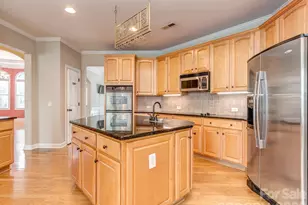 4027 Riseley Ln, Charlotte, NC 28270 - Photo 15
