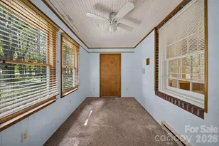 1822 W Sugar Creek Rd, Charlotte, NC 28262 - Photo 23
