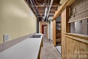 1822 W Sugar Creek Rd, Charlotte, NC 28262 - Photo 29