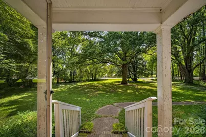 1822 W Sugar Creek Road, Charlotte, NC 28262 - Photo 39