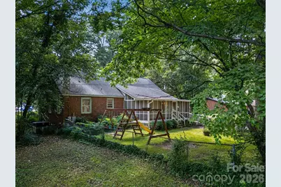 1822 W Sugar Creek Road, Charlotte, NC 28262 - Photo 37