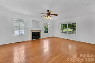 11 Ridgeland Ln, Asheville, NC 28805 - Photo 5