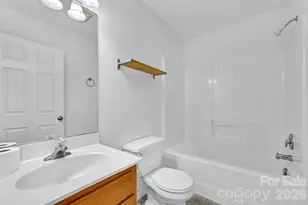 11 Ridgeland Ln, Asheville, NC 28805 - Photo 13