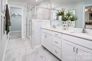1313 Vibrant Rd, Charlotte, NC 28215 - Photo 3