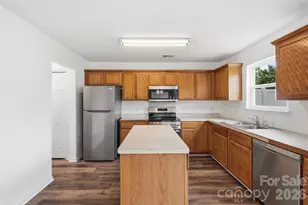 9534 Bradstreet Commons Way, Charlotte, NC 28215 - Photo 11