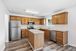 9534 Bradstreet Commons Way, Charlotte, NC 28215 - Photo 9