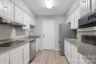 4736 Hedgemore Dr, Charlotte, NC 28209 - Photo 15