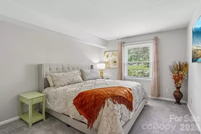 4736 Hedgemore Drive, Charlotte, NC 28209 - Photo 25