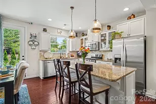 5606 Stonewells Dr, Charlotte, NC 28278 - Photo 9